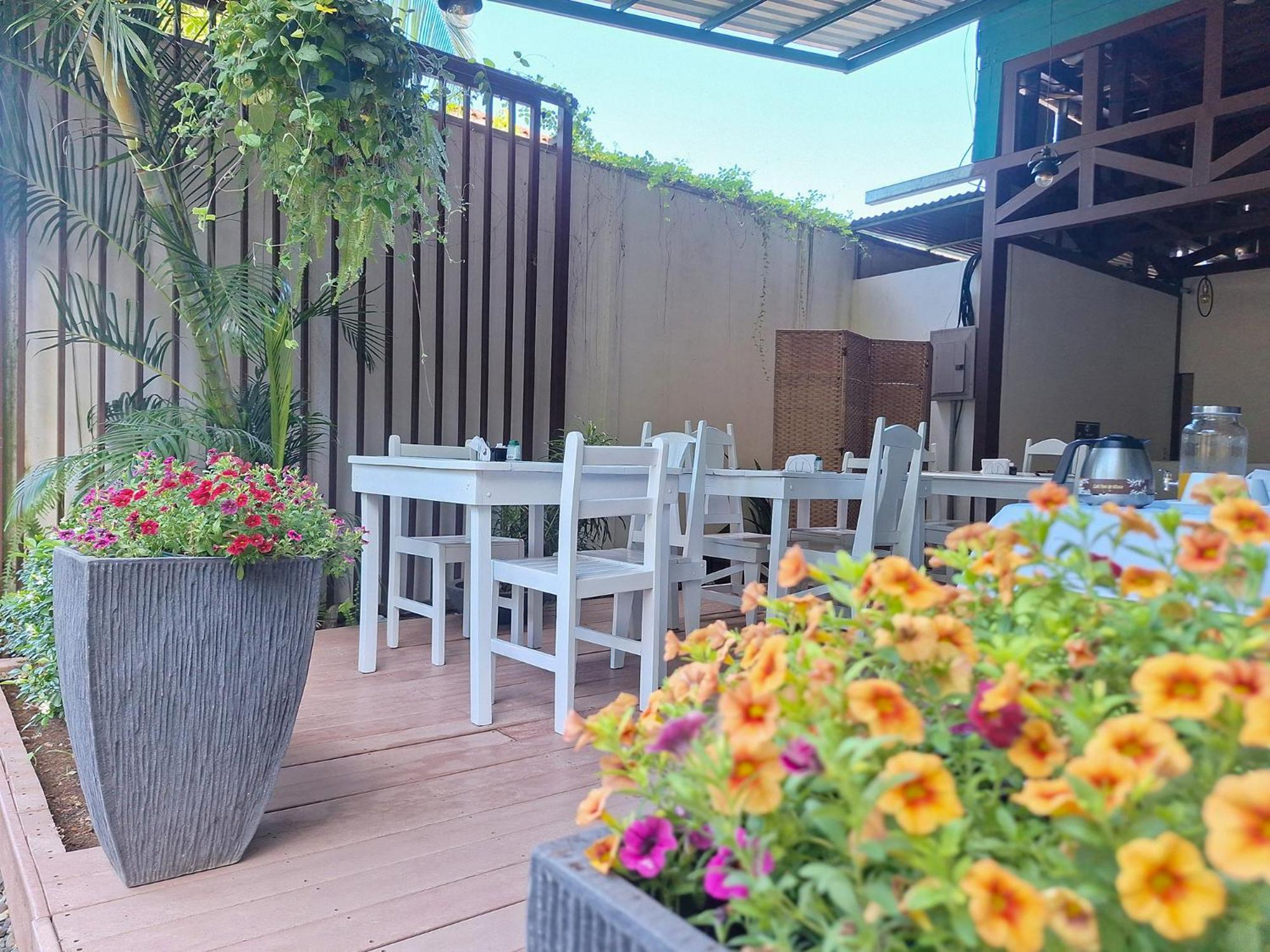 Infiniti Hotel Puerto Viejo de Talamanca ภายนอก รูปภาพ
