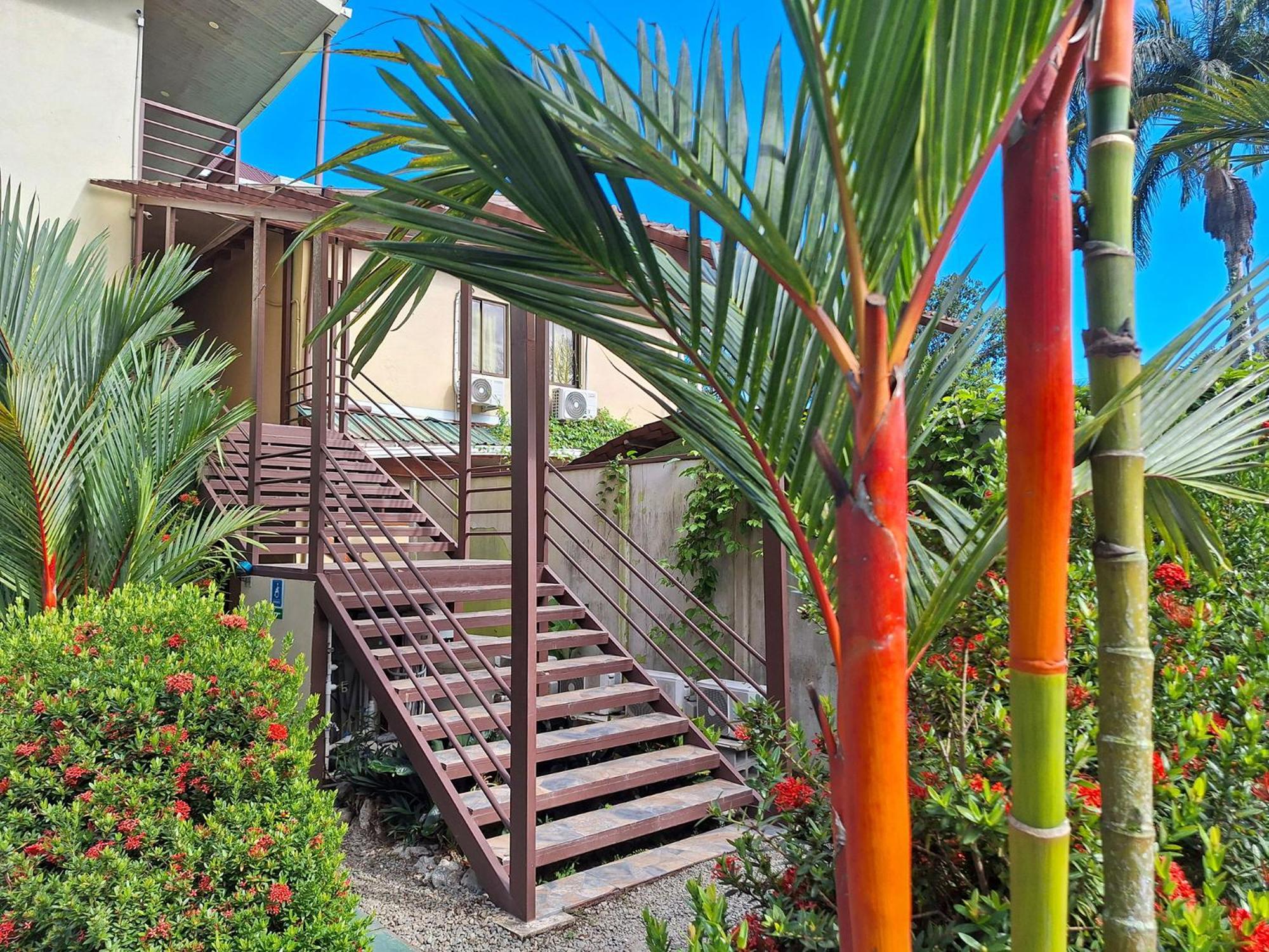 Infiniti Hotel Puerto Viejo de Talamanca ภายนอก รูปภาพ