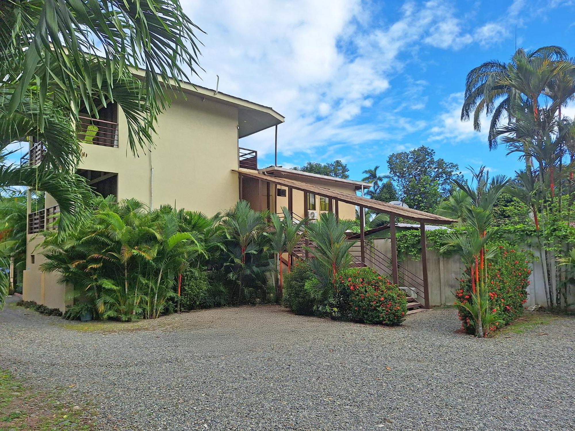 Infiniti Hotel Puerto Viejo de Talamanca ภายนอก รูปภาพ