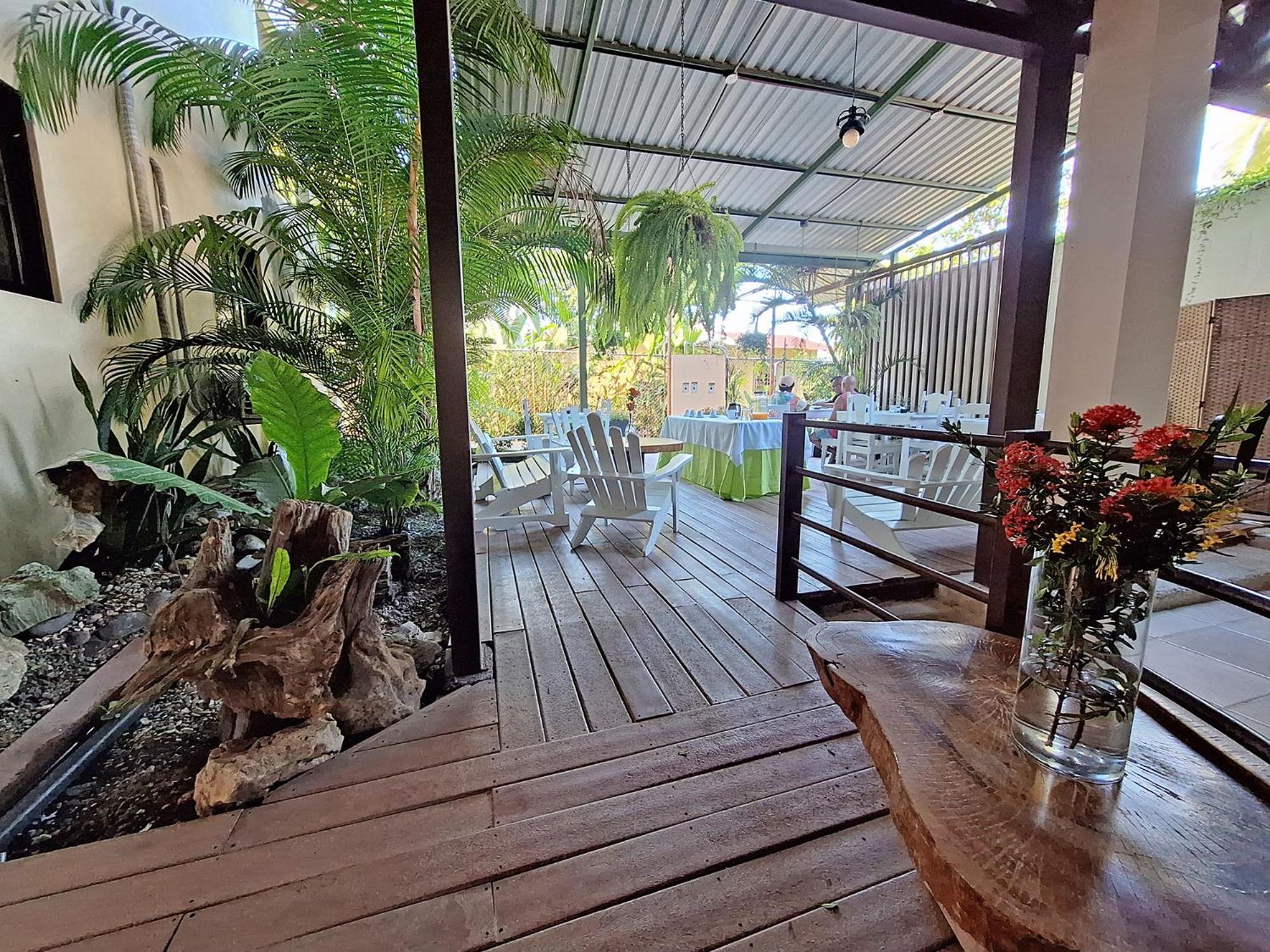 Infiniti Hotel Puerto Viejo de Talamanca ภายนอก รูปภาพ