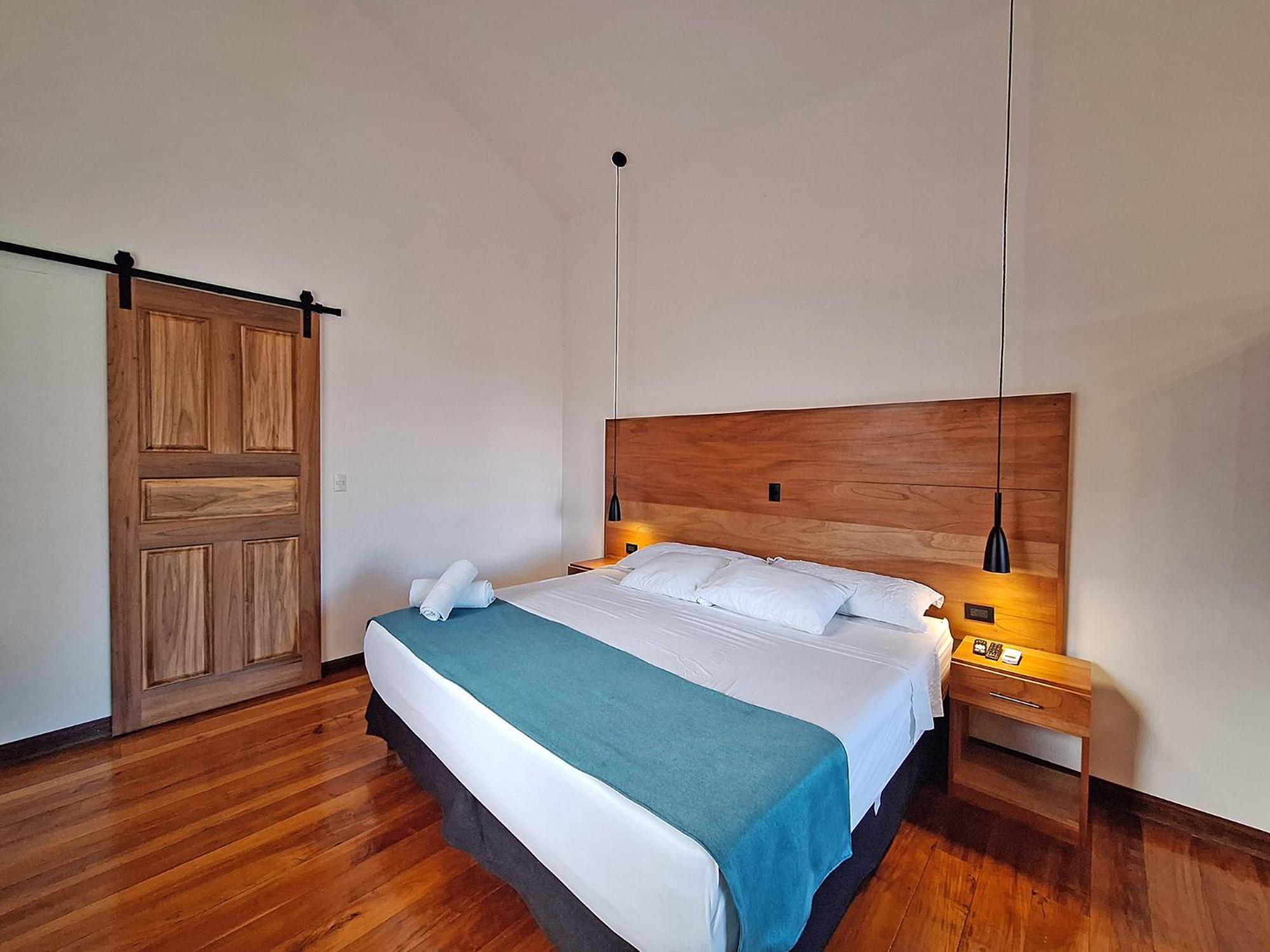Infiniti Hotel Puerto Viejo de Talamanca ภายนอก รูปภาพ